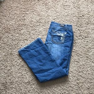 Earl Medium Wash Bootcut Jeans